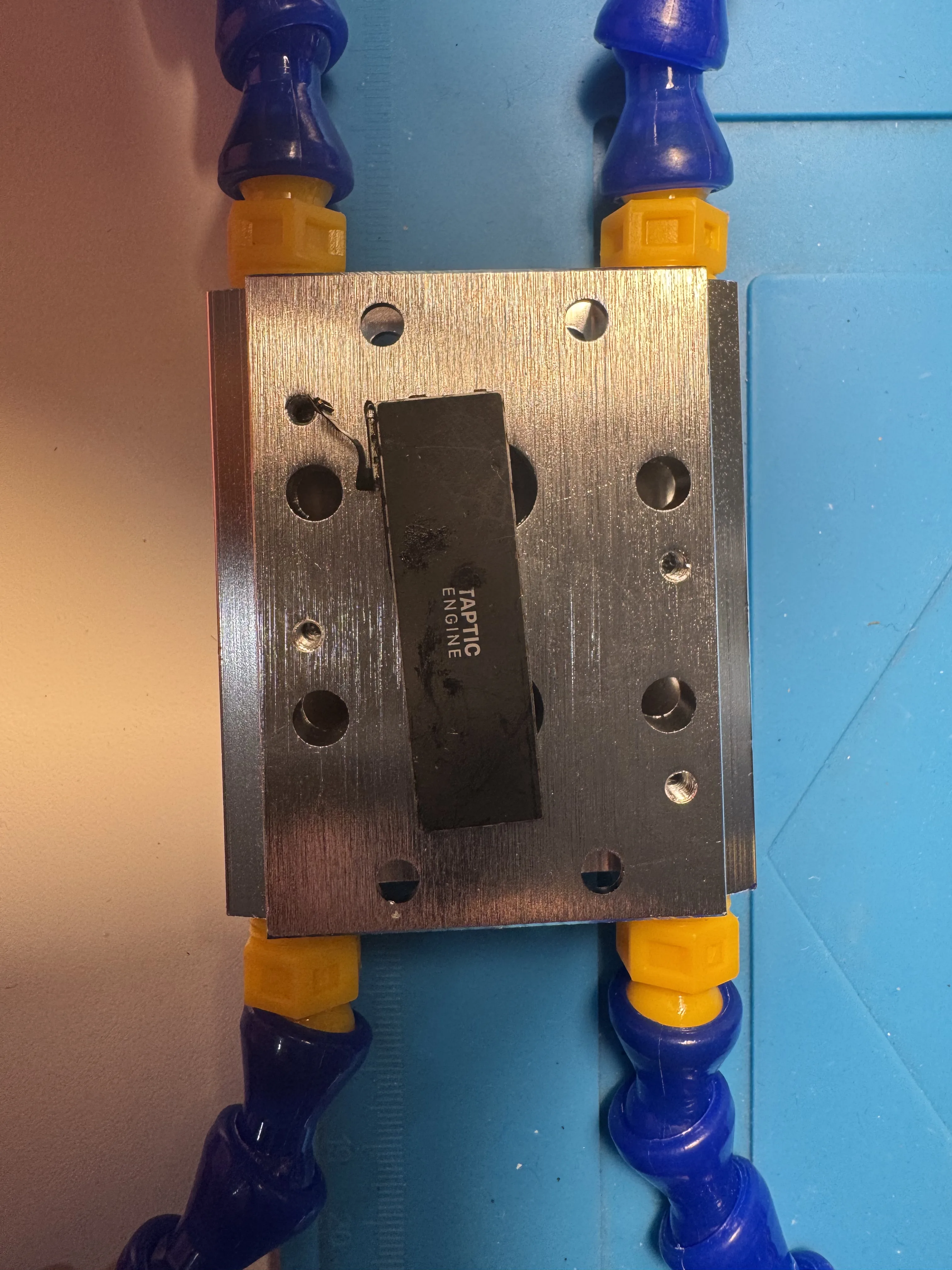 iPhone 7 and iPhone 7 Plus taptic engines