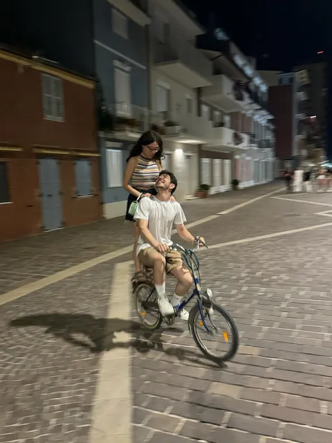 On the road 🚲 since 2015 🏎️❤️